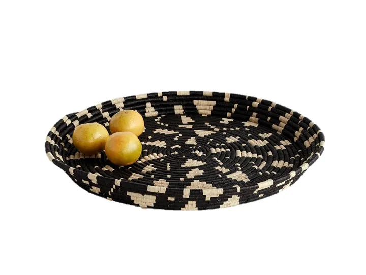 TERREZZO WOVEN SERVING TRAY OR WALL HANGING  ART DECOR  BLACK & TAN